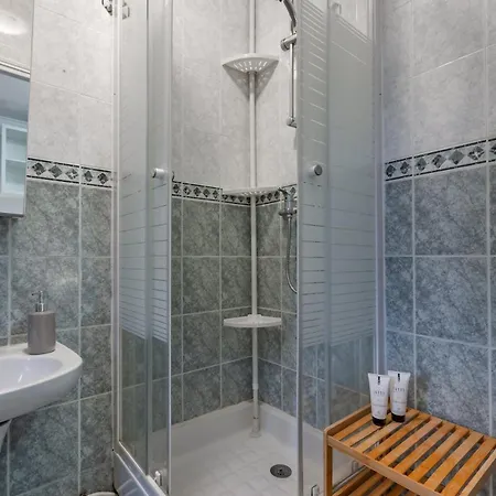 Cozy Near Montparnasse Apartment