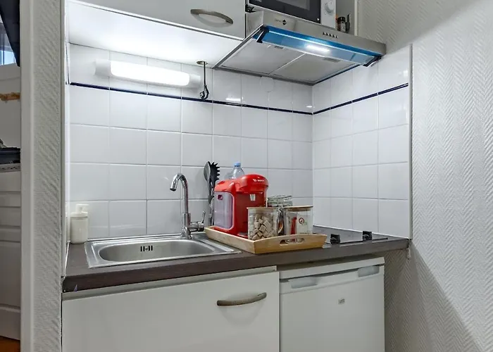 Cozy Near Montparnasse Apartment