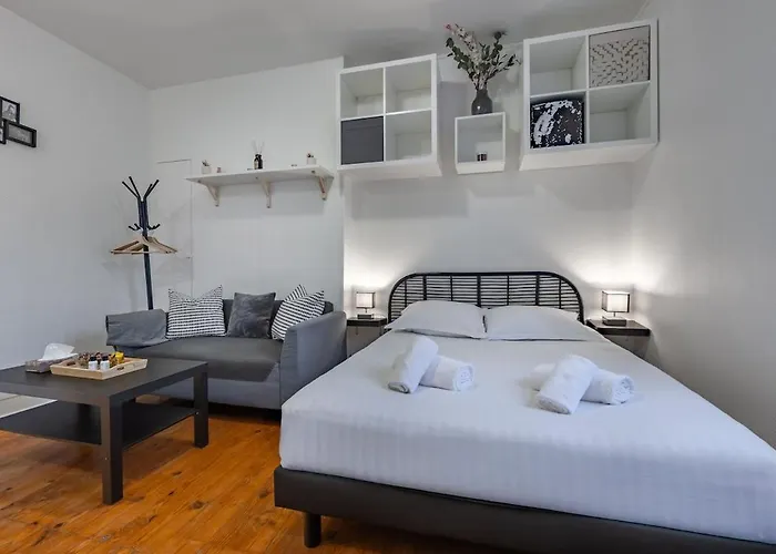 Cozy Near Montparnasse